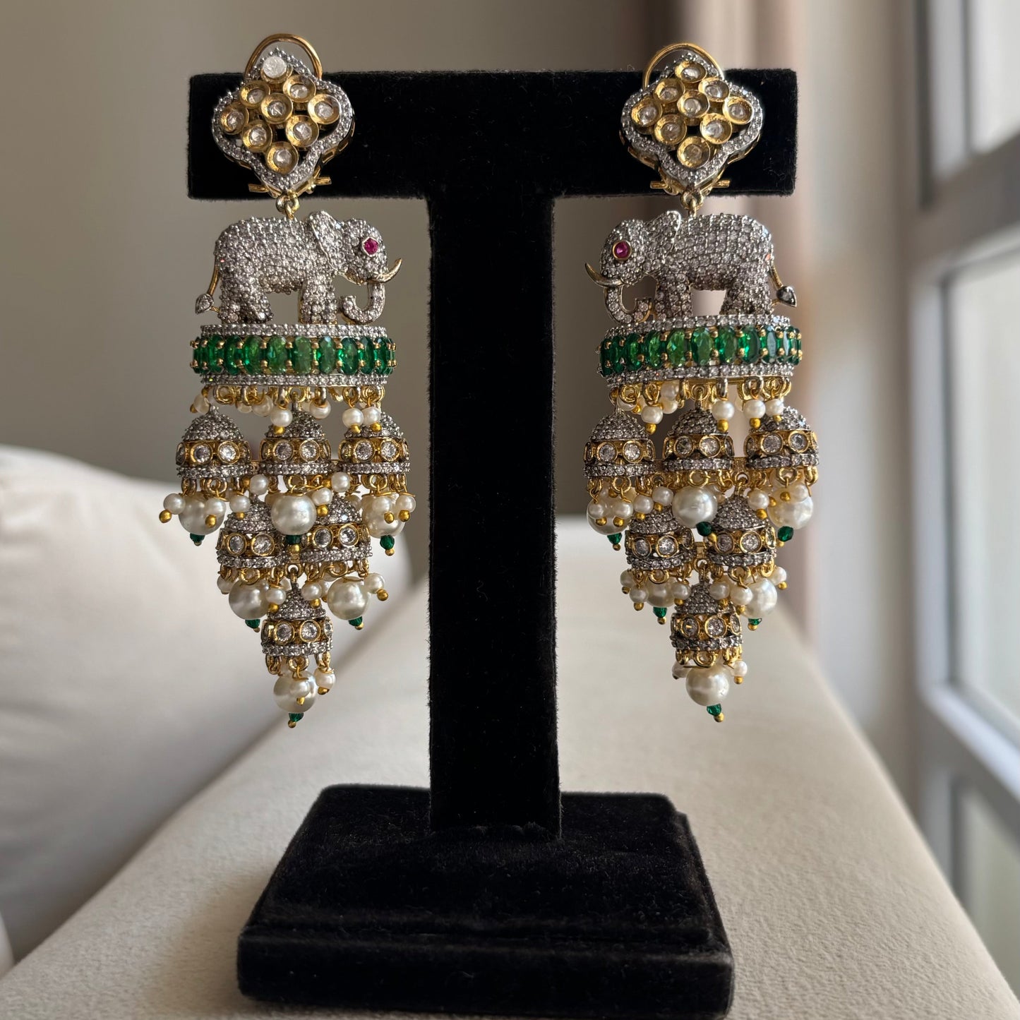 Rajsi Gajraani Jhumkas