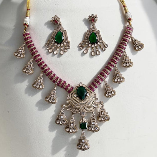 Emerald Empress Royal Set