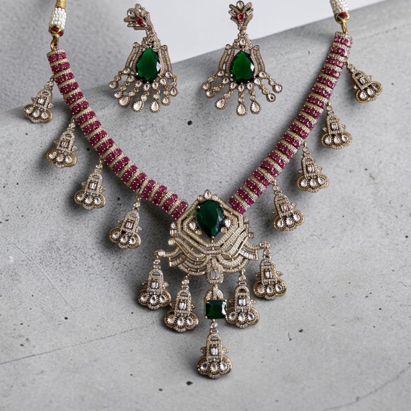 Emerald Empress Royal Set