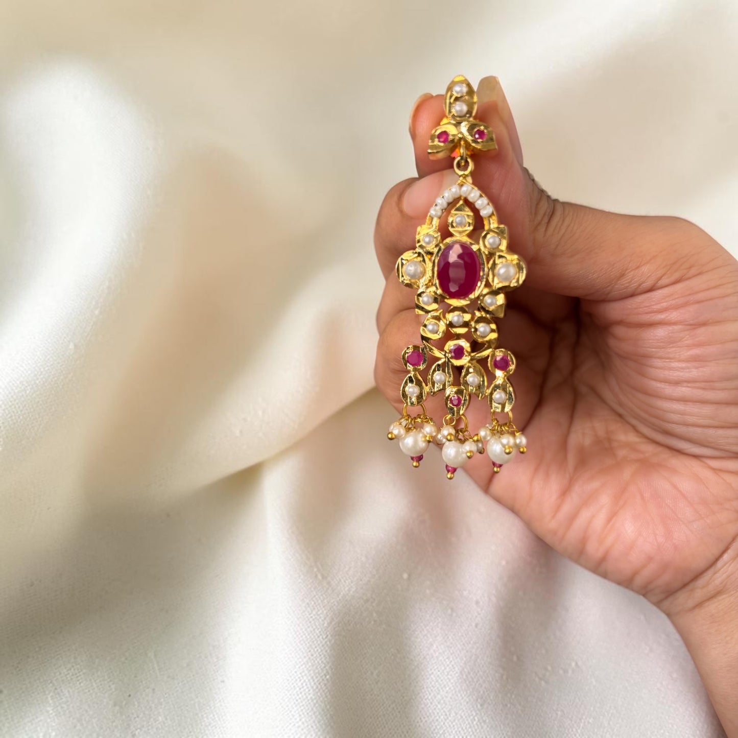 The Rani Noor Drops