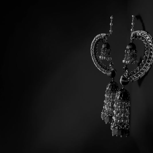 Meherbaan Mor Chand Jhumkas