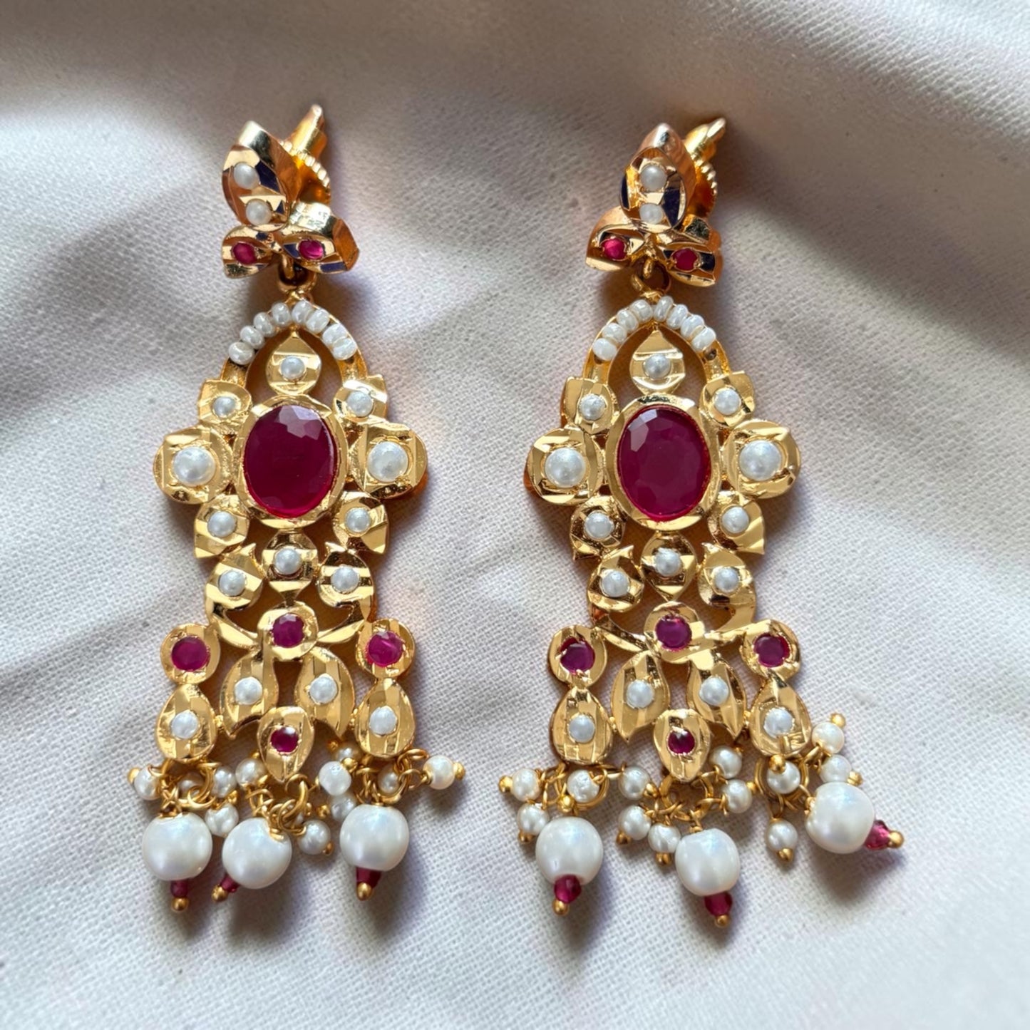 The Rani Noor Drops