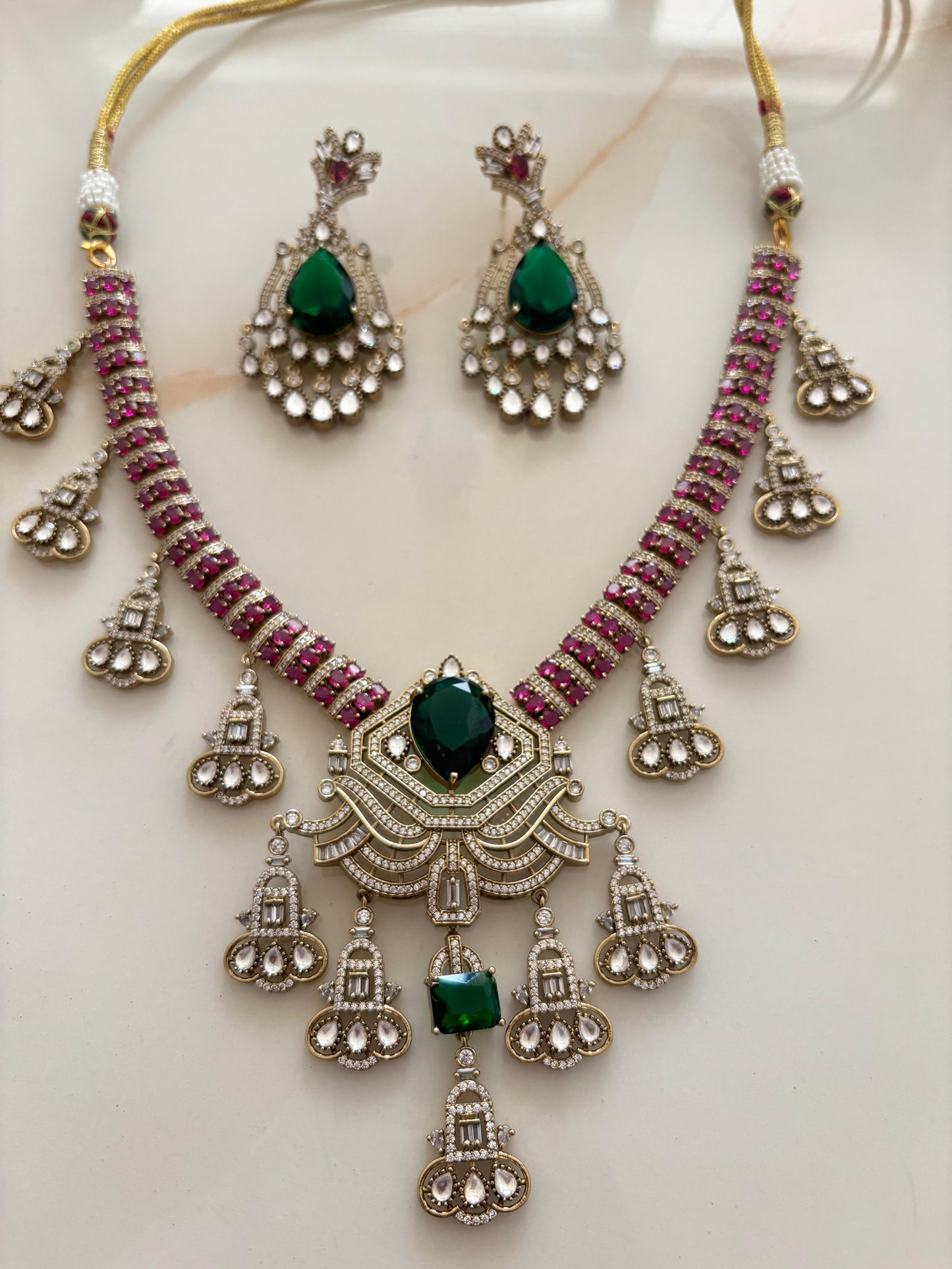 Emerald Empress Royal Set
