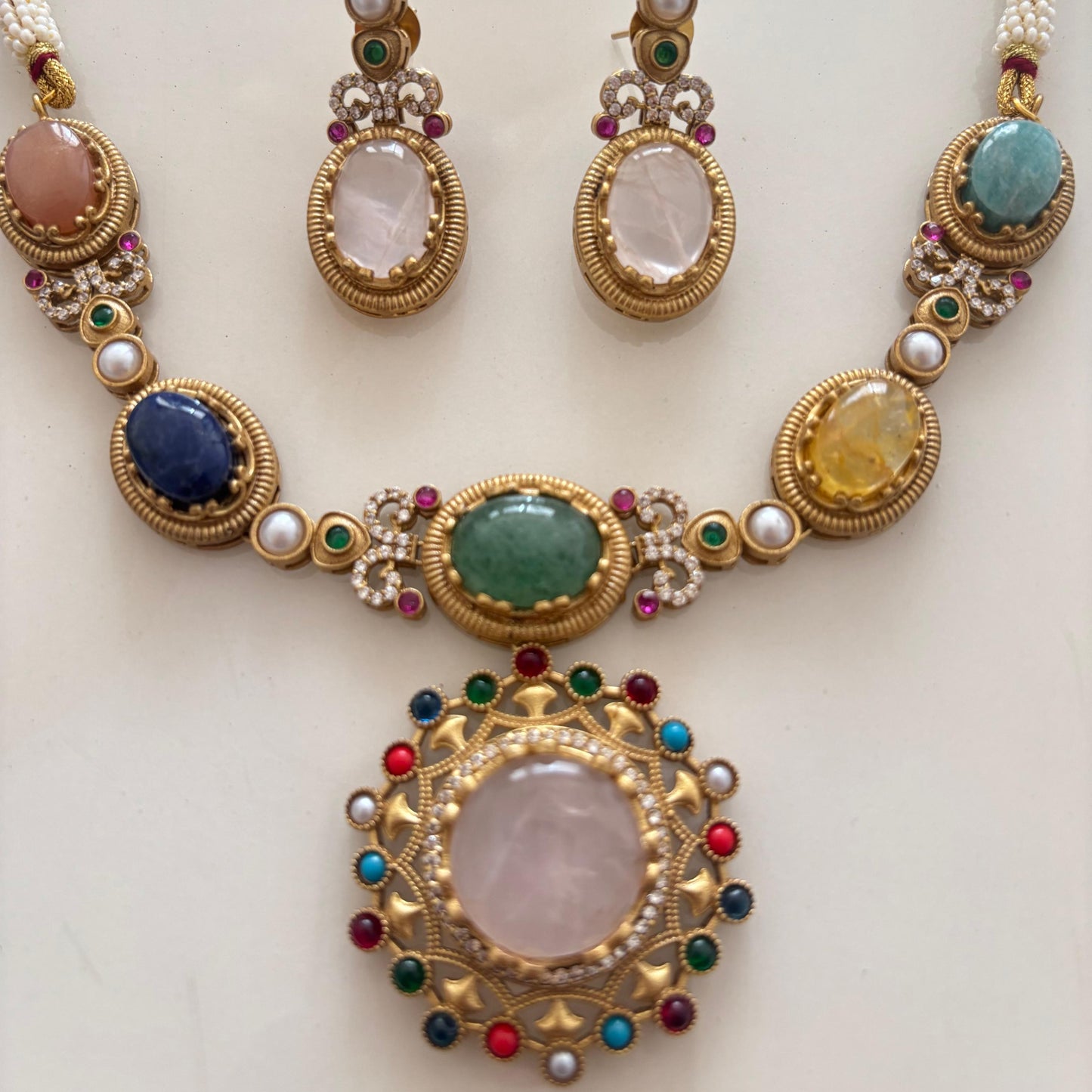 The Rajsi Navya Heirloom Pendant Set